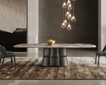 Tavolo Palazzo con top in marmo e base in poliuretano di Bonaldo