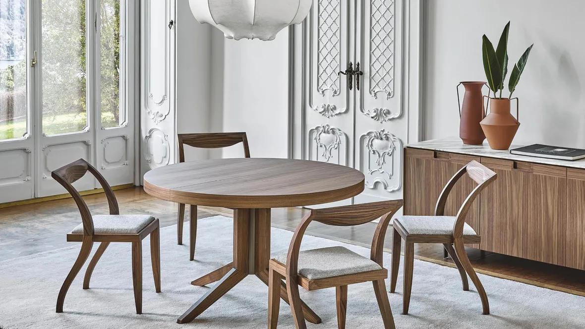 Tavolo rotondo allungabile Bryant in noce canaletto di Porada