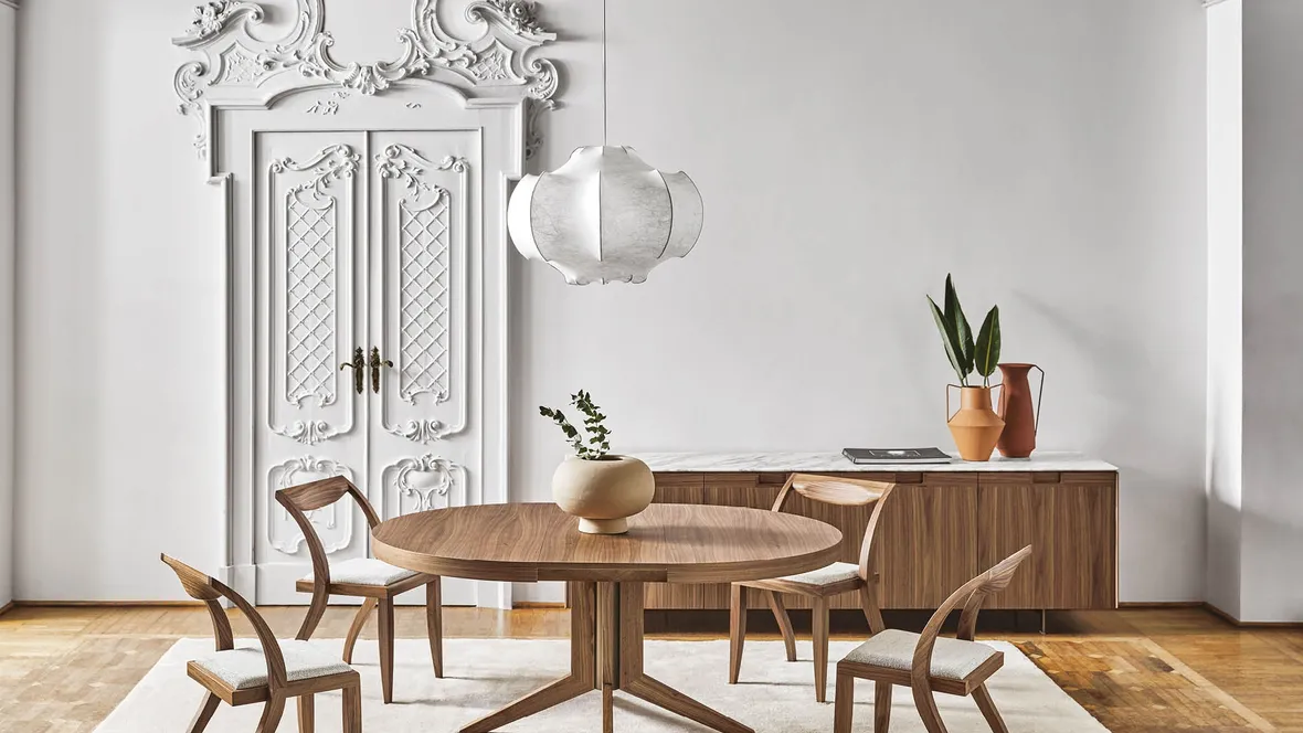 Tavolo rotondo allungabile Bryant in noce canaletto di Porada