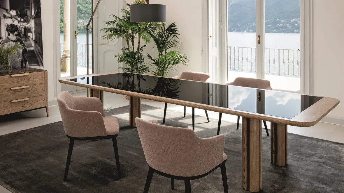 Tavolo Quadrifoglio in legno con top in cristallo retrolaccato Porada