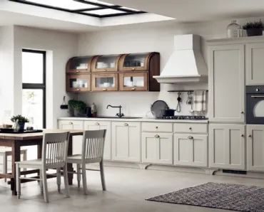 Cucina Classica Favilla in laccato opaco Tortora di Scavolini
