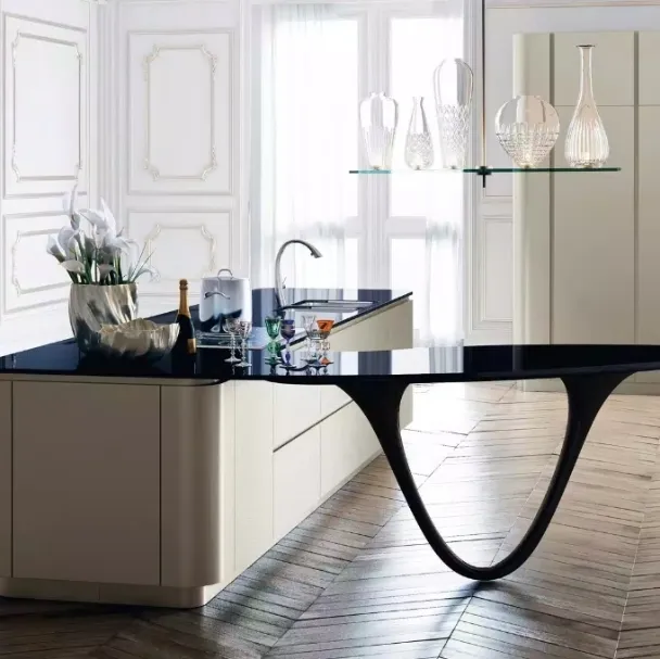 Cucina Design Ola con isola di Snaidero