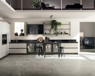 Cucina Moderna Diesel Open Workshop in Vetro ed Alluminio di Scavolini