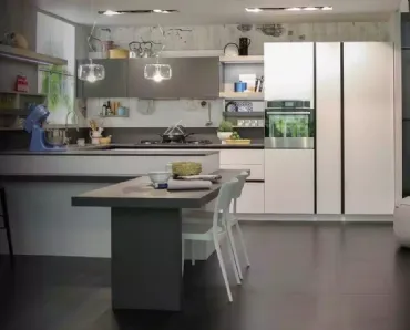 Cucina Moderna First in nobilitato bianco con penisola di Snaidero