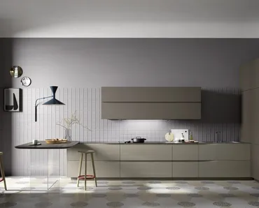 Cucina Moderna lineare in laccato lucido Visone e laccato opaco Terranova con penisola in essenza Rovere termotrattato M6 Vela di Meson's Cucine