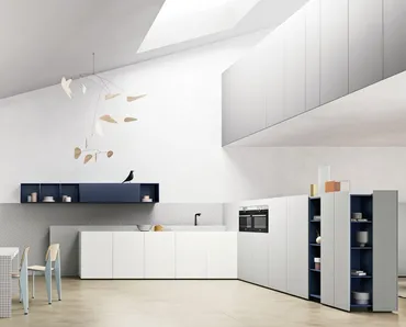 Cucina Moderna ad angolo ME Slim in Fenix Bianco, Grigio Efeso e Blu Fes di Meson's Cucine