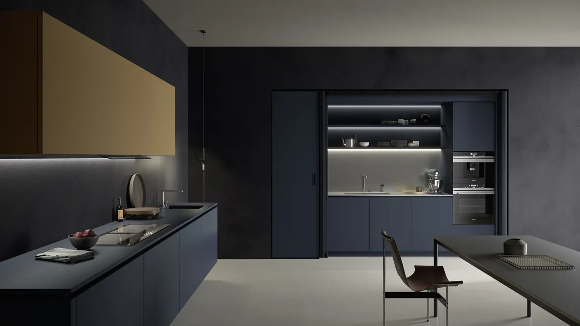 Cucina Moderna M2 Goccia in Fenix Blu e laccato Calce Zenzero di Meson's Cucine