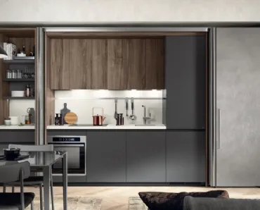 Cucina Boxi in Grigio Ferro opaco e Noce Garden di Scavolini