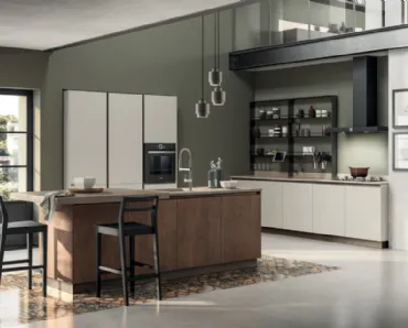 Cucina su misura con isola Evolution in laccato opaco Bianco e alluminio Antracite di Scavolini