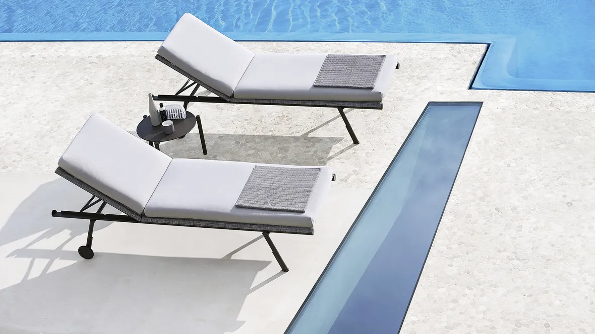 Lettino in tessuto tecnico PVC Bahia di Varaschin