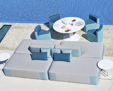 Poltroncina in tessuto sintetico In&Out di Varaschin