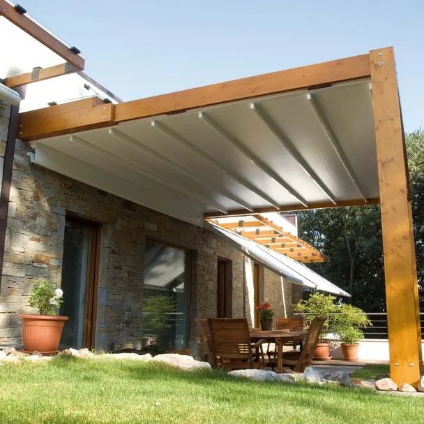 Pergola con copertura Tecnic ad impacchettamento di Pratic