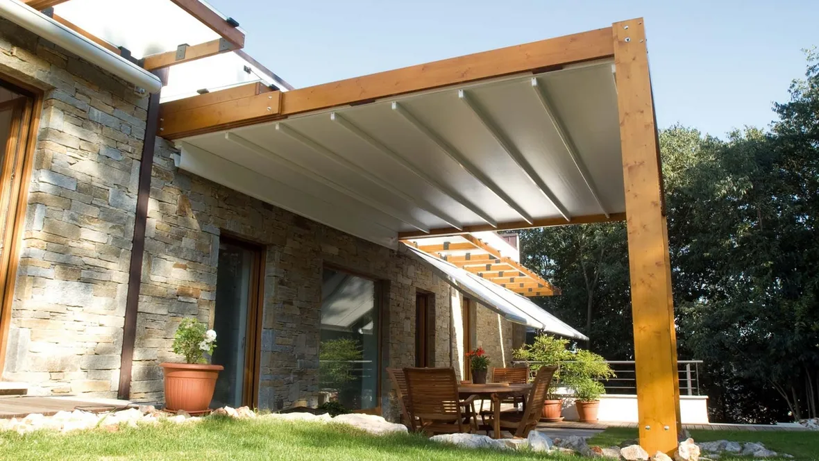 Pergola con copertura Tecnic ad impacchettamento di Pratic